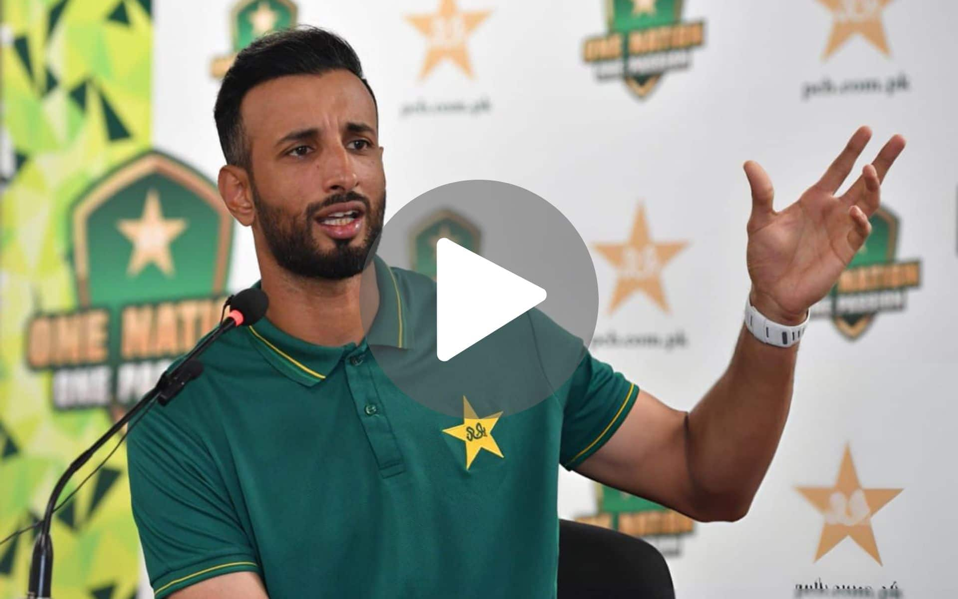 'Khudarri Nahi Aati?'- Shan Masood Stunned By Blunt Captaincy Question Before England Tests